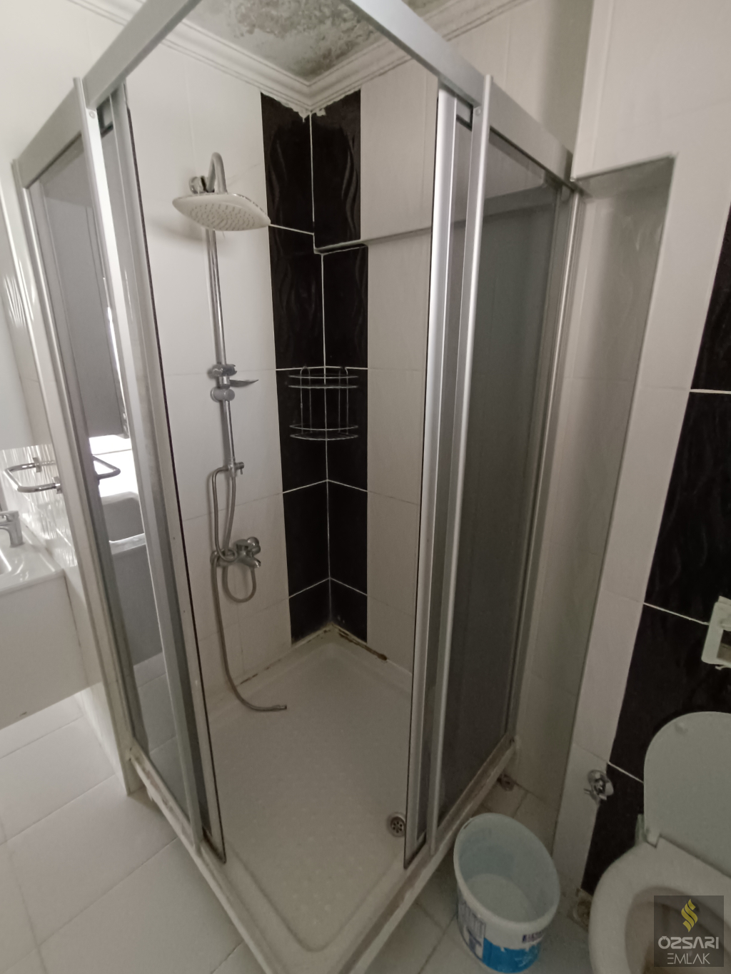 BORNOVA İNÖNÜ MAHALLESİNDE FULL YAPILI FULL DENİZ MANZARALI KİRALIK DAİRE