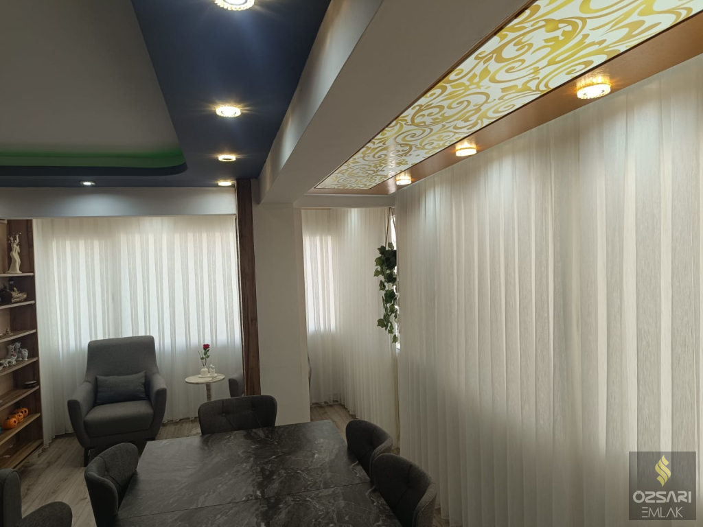 BORNOVA FATİH SULTAN MEHMET CADDESİNDE FULL YAPILI SATILIK DAİRE