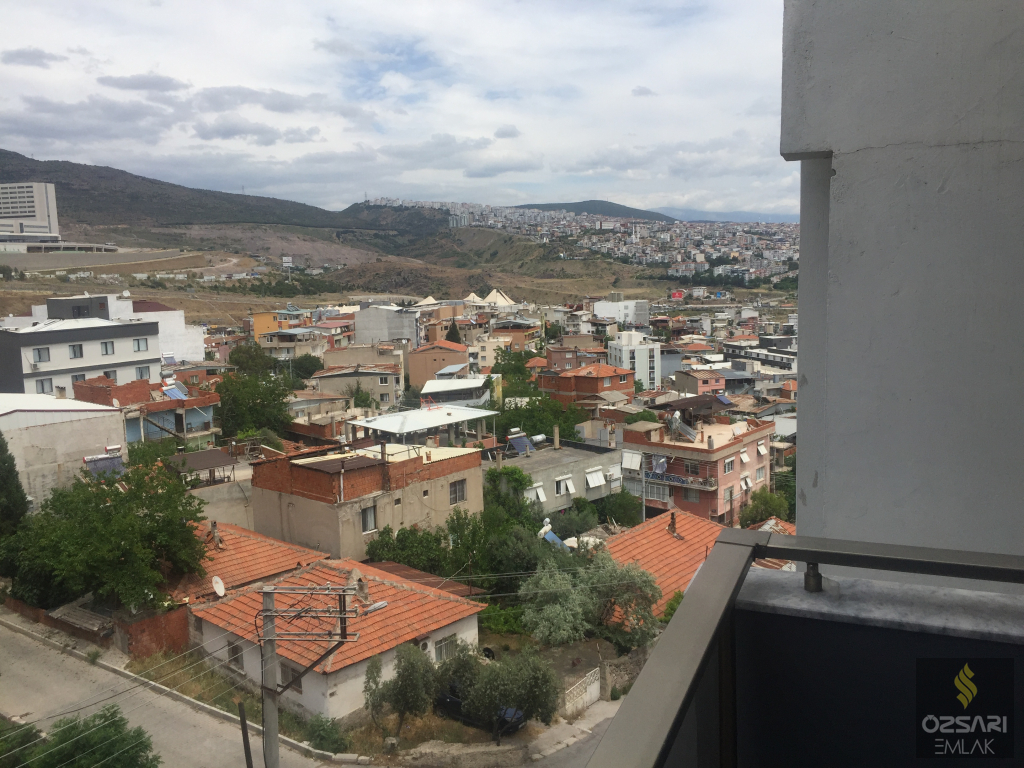 BAYRAKLI ŞEHİR HASTANESİ KARŞISI 2+1 YENİ BİNA KİRALIK DAİRE