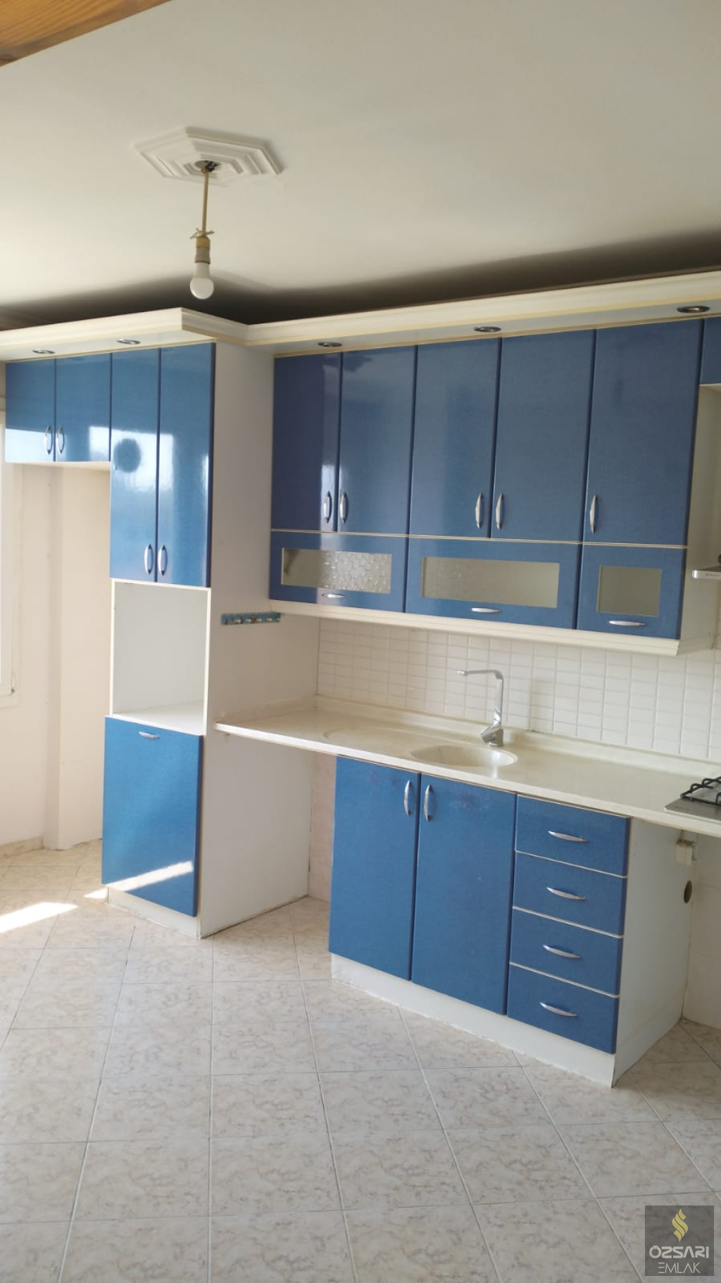 Bornova Atatürk mah. 4+1 kiralık içi yapılı manzaralı Dubleks Daire