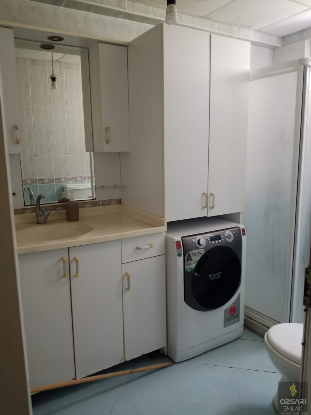 Bornova Atatürk mah. Eşyalı 2+1 kiralık Daire
