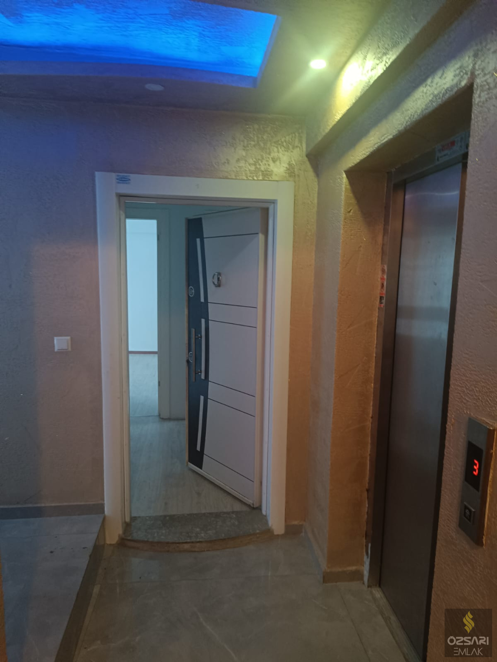 BAYRAKLIDA 2+1 AÇIK MUTFAK  YENİ BİNA  KİRALIK