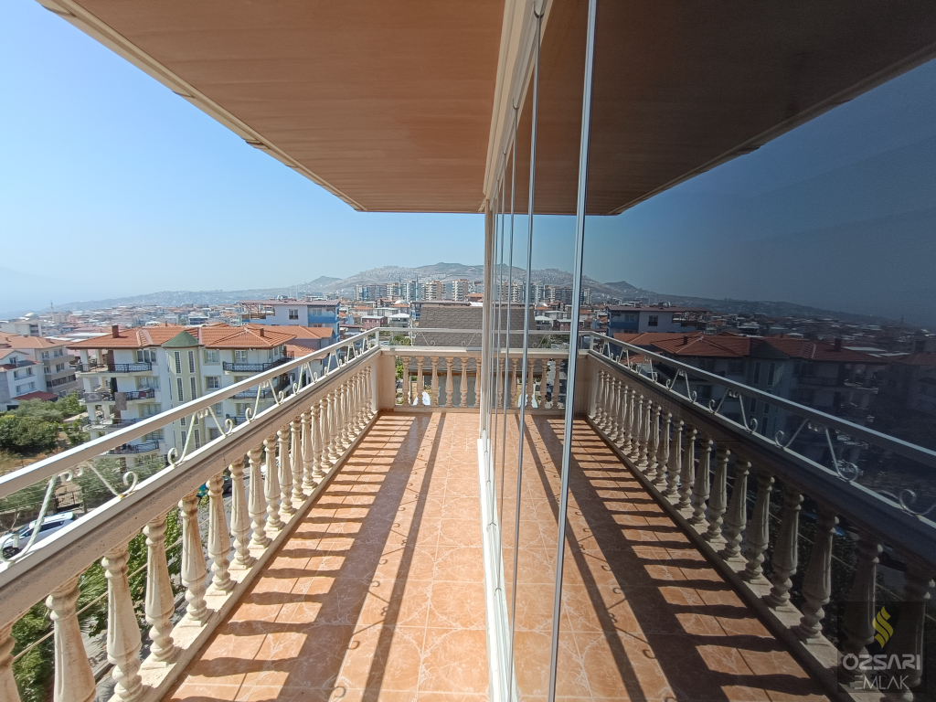 BORNOVA İNÖNÜ MAHALLESİNDE FULL YAPILI FULL DENİZ MANZARALI KİRALIK DAİRE