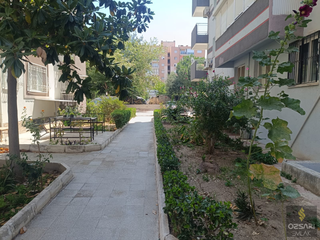 BORNOVA FATİH SULTAN MEHMET CADDESİNDE FULL YAPILI SATILIK DAİRE