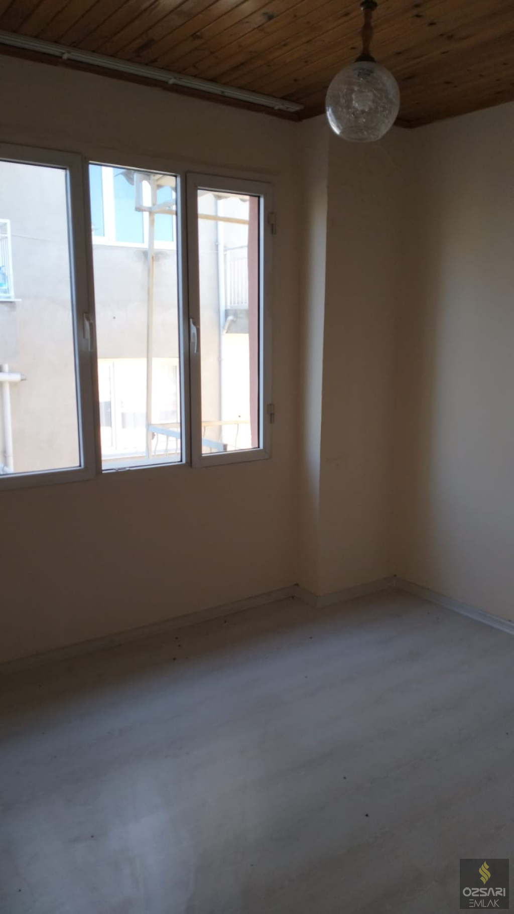 BORNOVA ATATÜRK MAH. 3+1 KİRALIK DAİRE