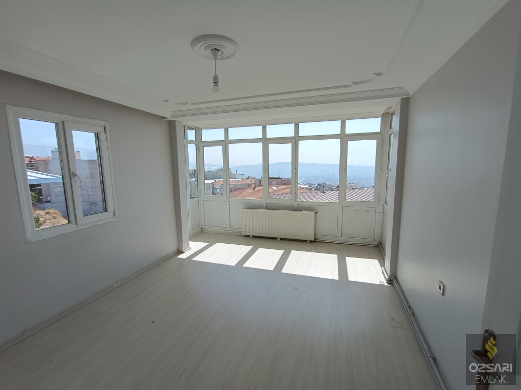 BORNOVA İNÖNÜ MAHALLESİNDE FULL YAPILI FULL DENİZ MANZARALI KİRALIK DAİRE