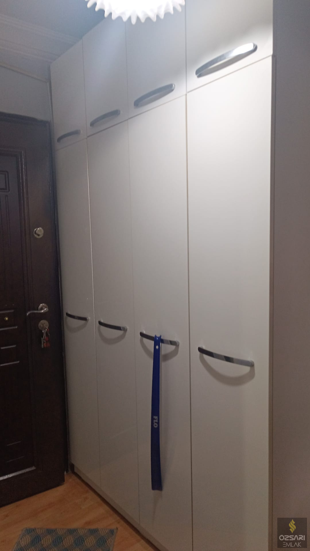 Bayraklı Osmangazi mah. Anacadde üstü 3+1 satılık Daire