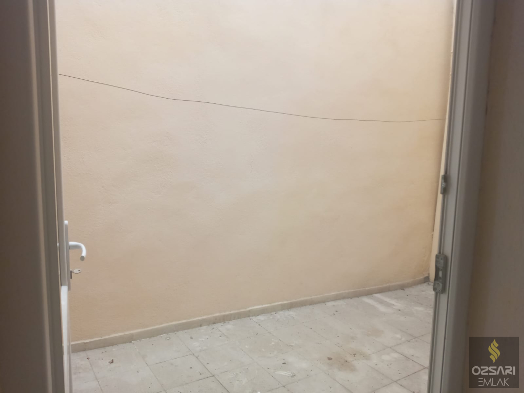 ALTINDAĞDA RESMİ İKİ KAT İMARLI SATILIK BİNA