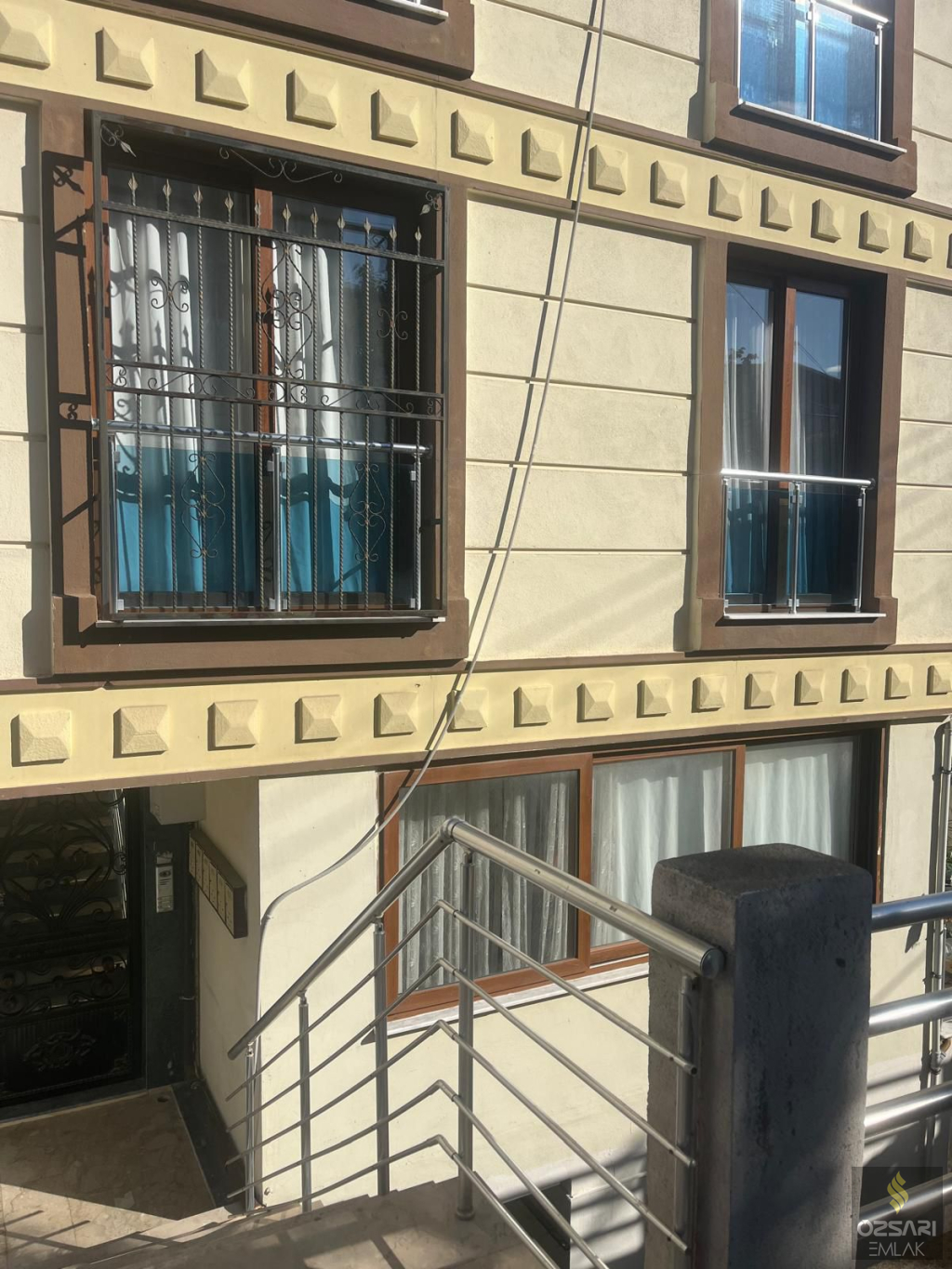 Bornova merkeze yakın 1+1 kiralık 55 m2 Daire