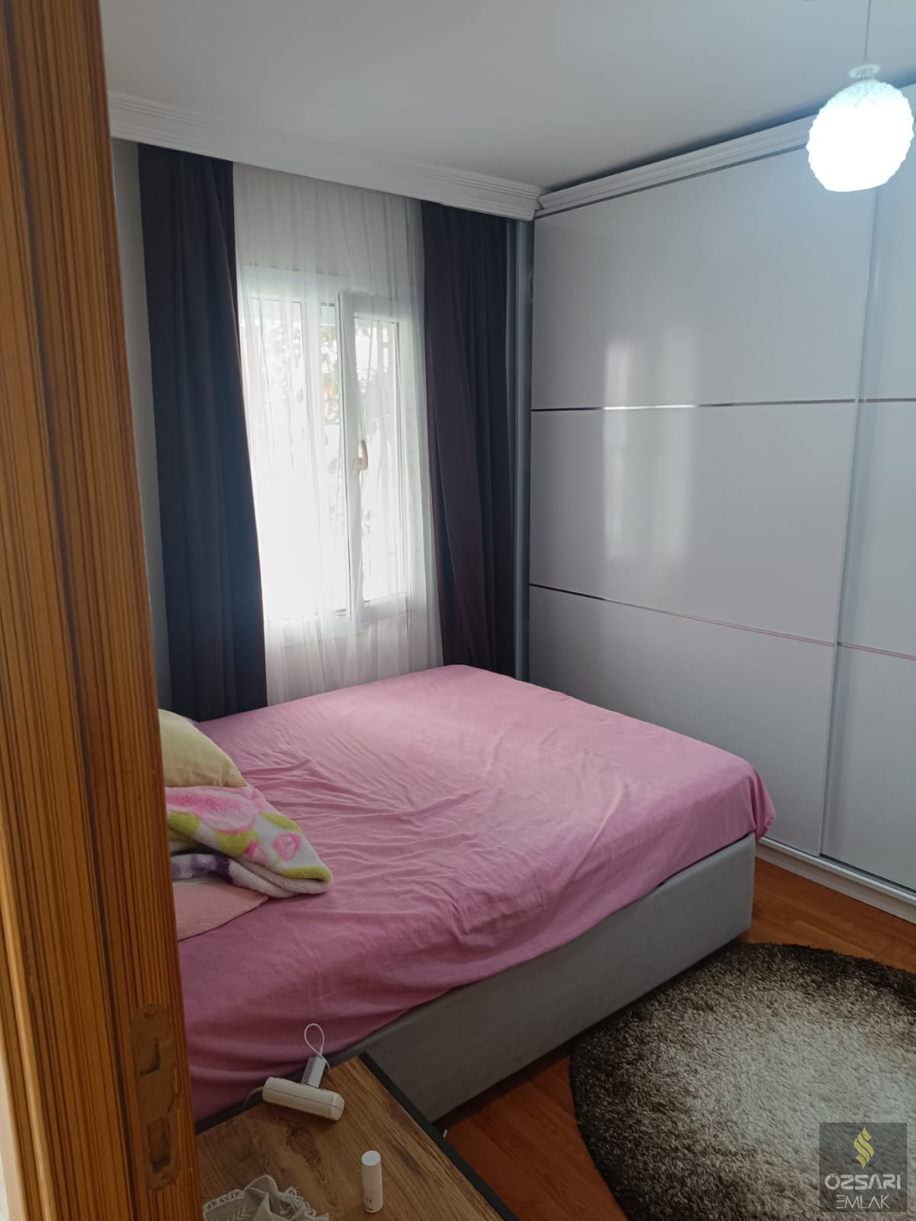 BORNOVA FATİH SULTAN MEHMET CADDESİNDE FULL YAPILI SATILIK DAİRE