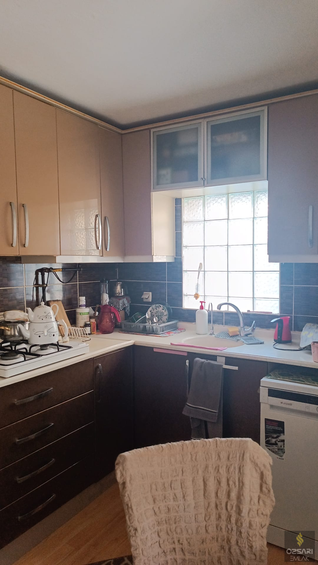 Bayraklı Osmangazi mah. Anacadde üstü 3+1 satılık Daire