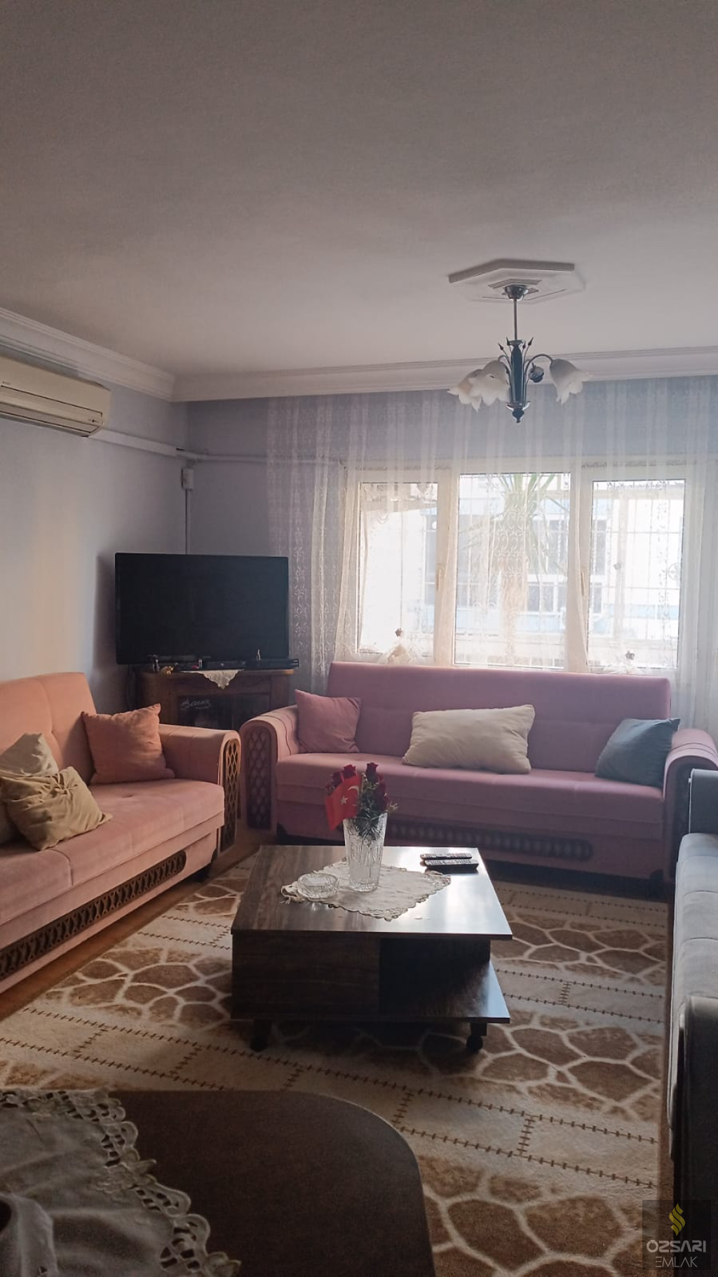 Bayraklı Osmangazi mah. Anacadde üstü 3+1 satılık Daire