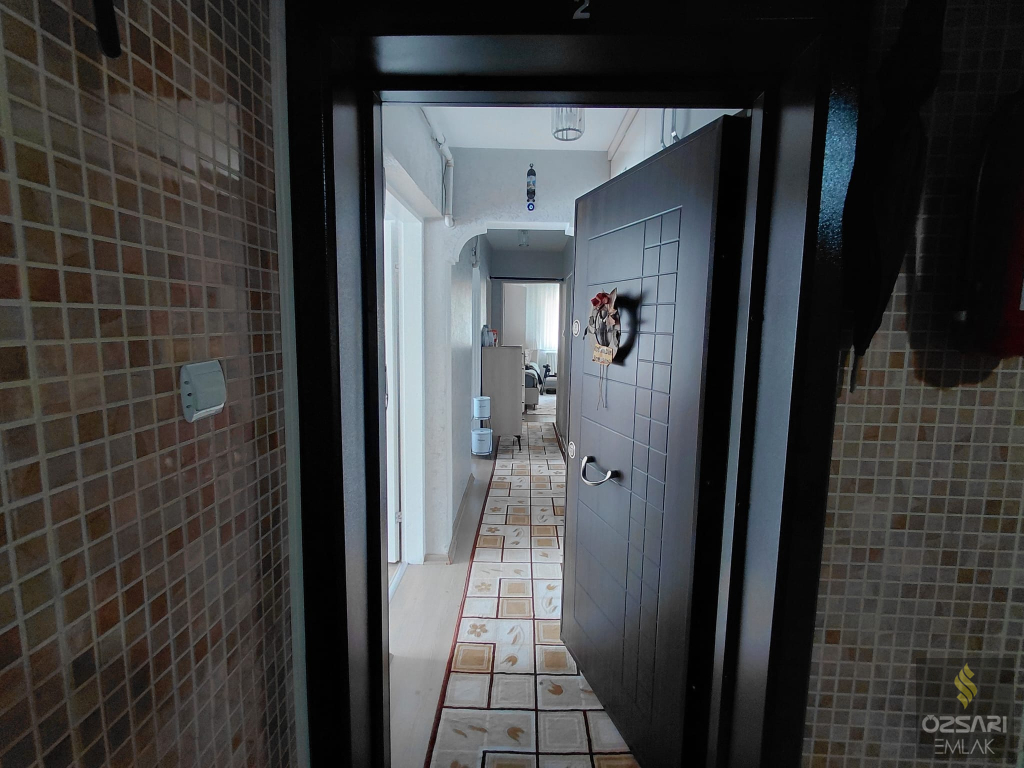 BORNOVA EVKA4 FULL YAPILI GÜNEYCEPHE 2+1 SATILIK DAİRE