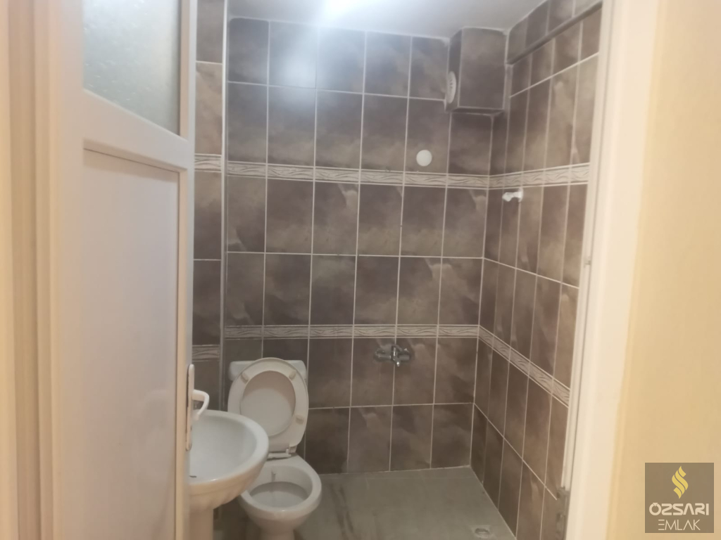 ALTINDAĞDA RESMİ İKİ KAT İMARLI SATILIK BİNA