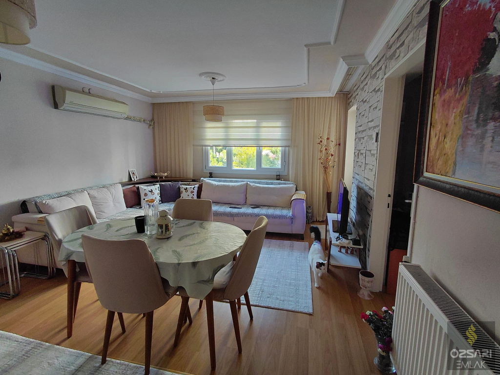 BORNOVA EVKA 4 2+1 DOĞALGAZLI SATILIK DAİRE