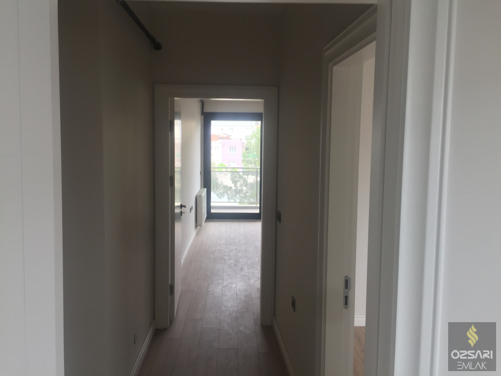 BAYRAKLI ŞEHİR HASTANESİ KARŞISI 2+1 YENİ BİNA KİRALIK DAİRE