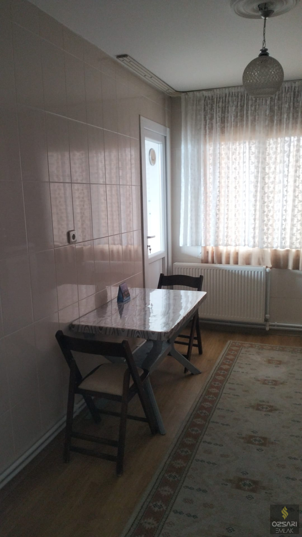 BORNOVA ATATÜRK MAH. 1+1, 100M2, EŞYALI KİRALIK DAİRE