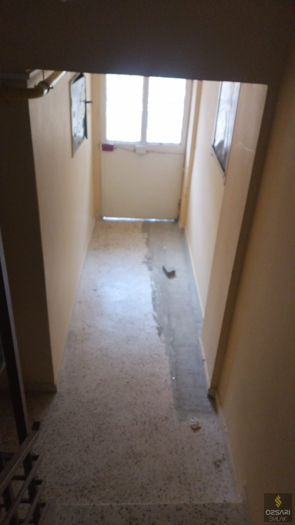 BORNOVA ATATÜRK MAH. 1+1, 100M2, EŞYALI KİRALIK DAİRE
