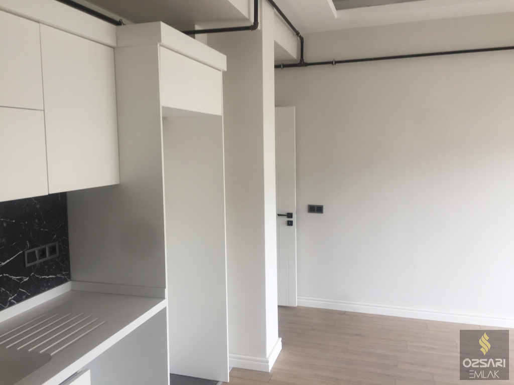 BAYRAKLI ŞEHİR HASTANESİ KARŞISI 2+1 YENİ BİNA KİRALIK DAİRE