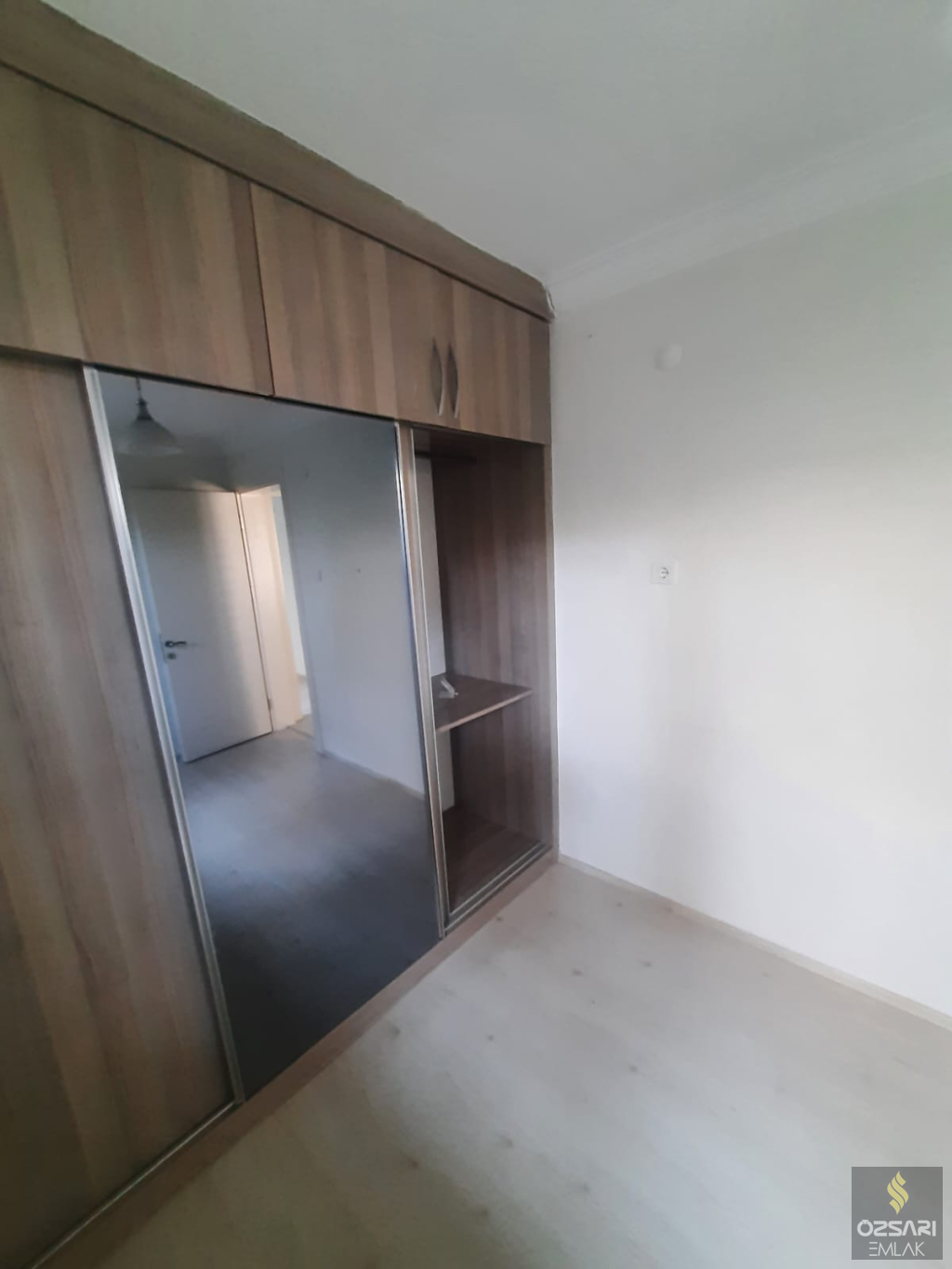 BORNOVA ATATÜRK MAH. 3+1 KİRALIK DAİRE