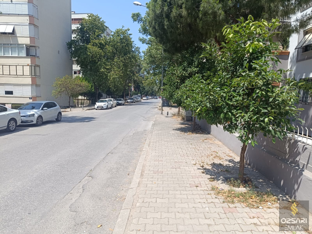 BORNOVA FATİH SULTAN MEHMET CADDESİNDE FULL YAPILI SATILIK DAİRE