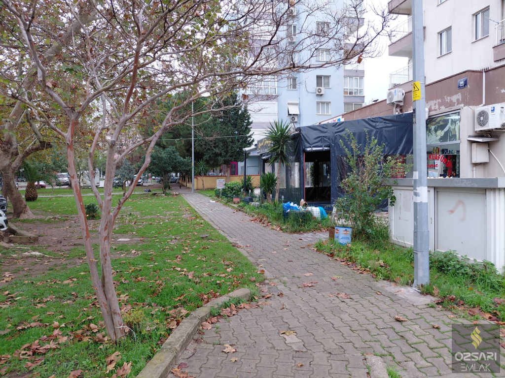 MANAVKUYU ÇAMKIRAN ORTAOKULU KARŞISI SATILIK KUPON DÜKKAN