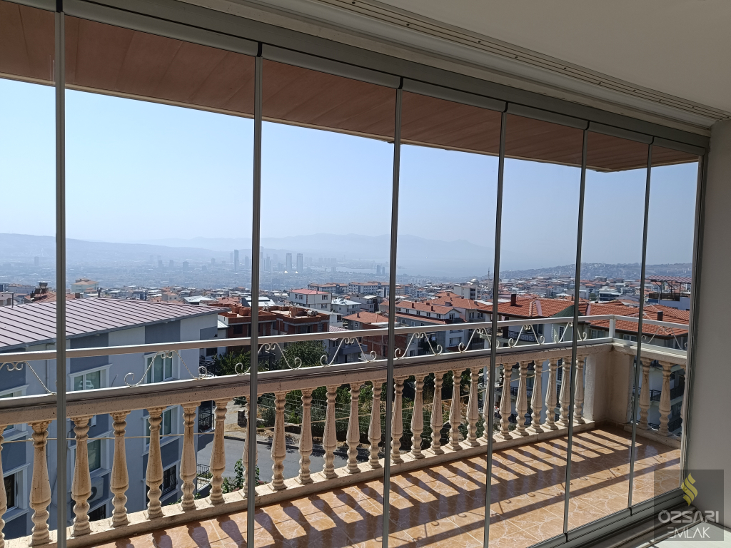 BORNOVA İNÖNÜ MAHALLESİNDE FULL YAPILI FULL DENİZ MANZARALI KİRALIK DAİRE