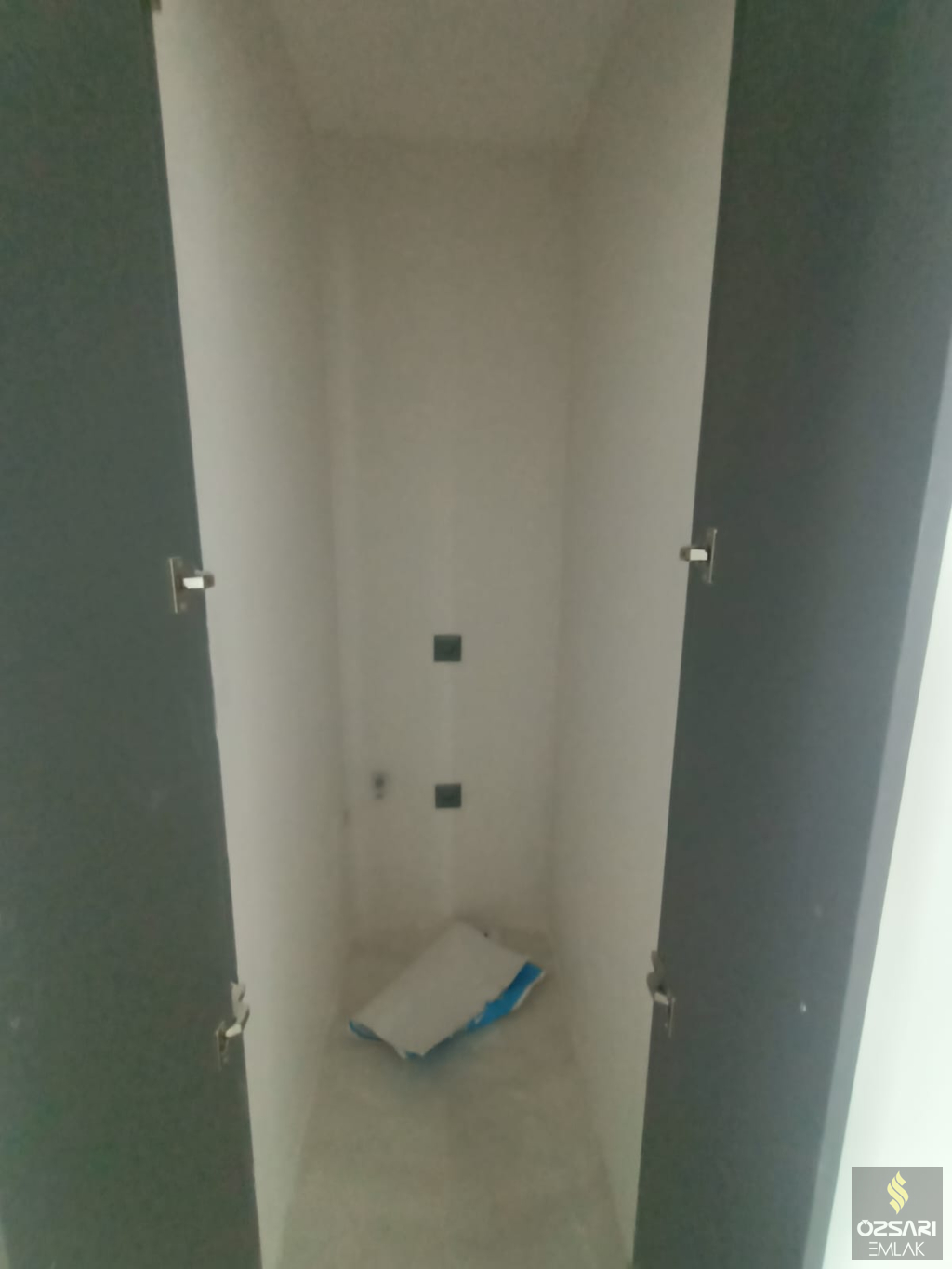 BAYRAKLI\\\'DA YÜZBAŞI HAKKI CADDESİNE YAKIN 3+1 SIFIR DAİRE