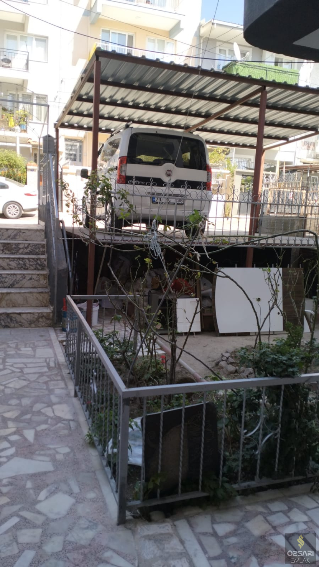 Bornova Atatürk mah. 4+1 kiralık içi yapılı manzaralı Dubleks Daire