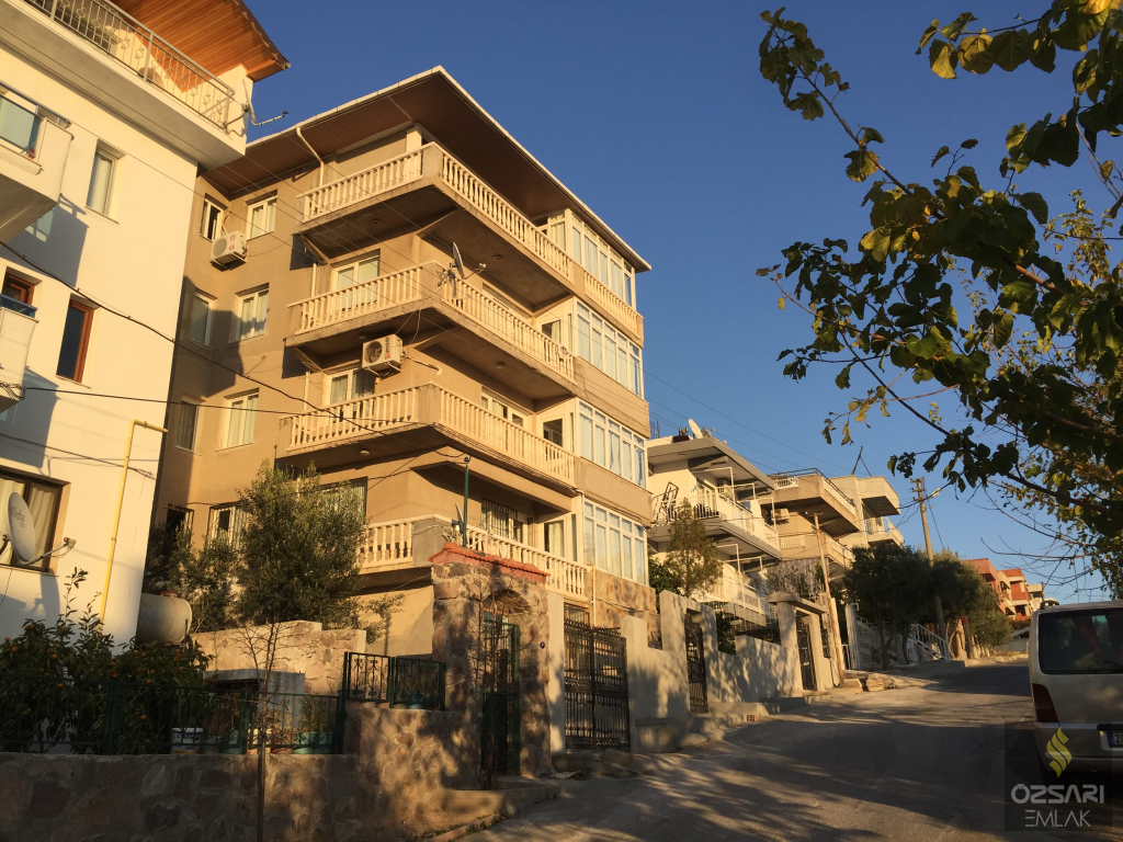 BORNOVA İNÖNÜ MAHALLESİNDE FULL YAPILI FULL DENİZ MANZARALI KİRALIK DAİRE