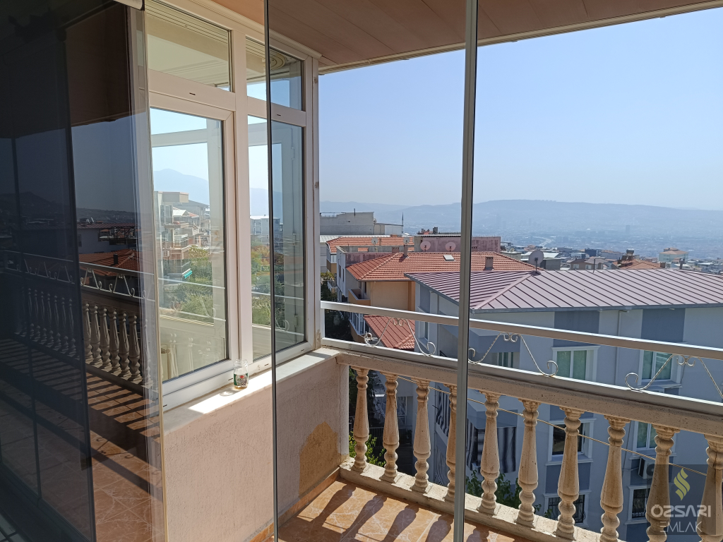 BORNOVA İNÖNÜ MAHALLESİNDE FULL YAPILI FULL DENİZ MANZARALI KİRALIK DAİRE