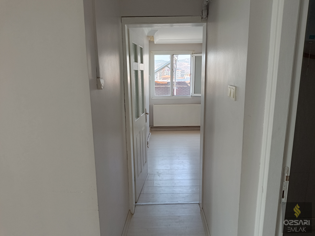 BORNOVA İNÖNÜ MAHALLESİNDE FULL YAPILI FULL DENİZ MANZARALI KİRALIK DAİRE