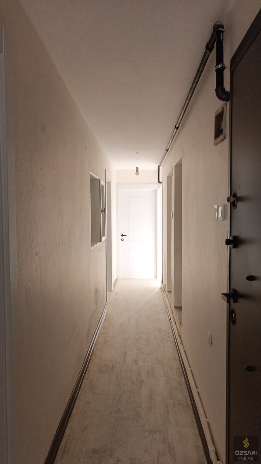 Bornova Atatürk mah. 3+1 doğalgazlı kiralik bahçe katı Dai...