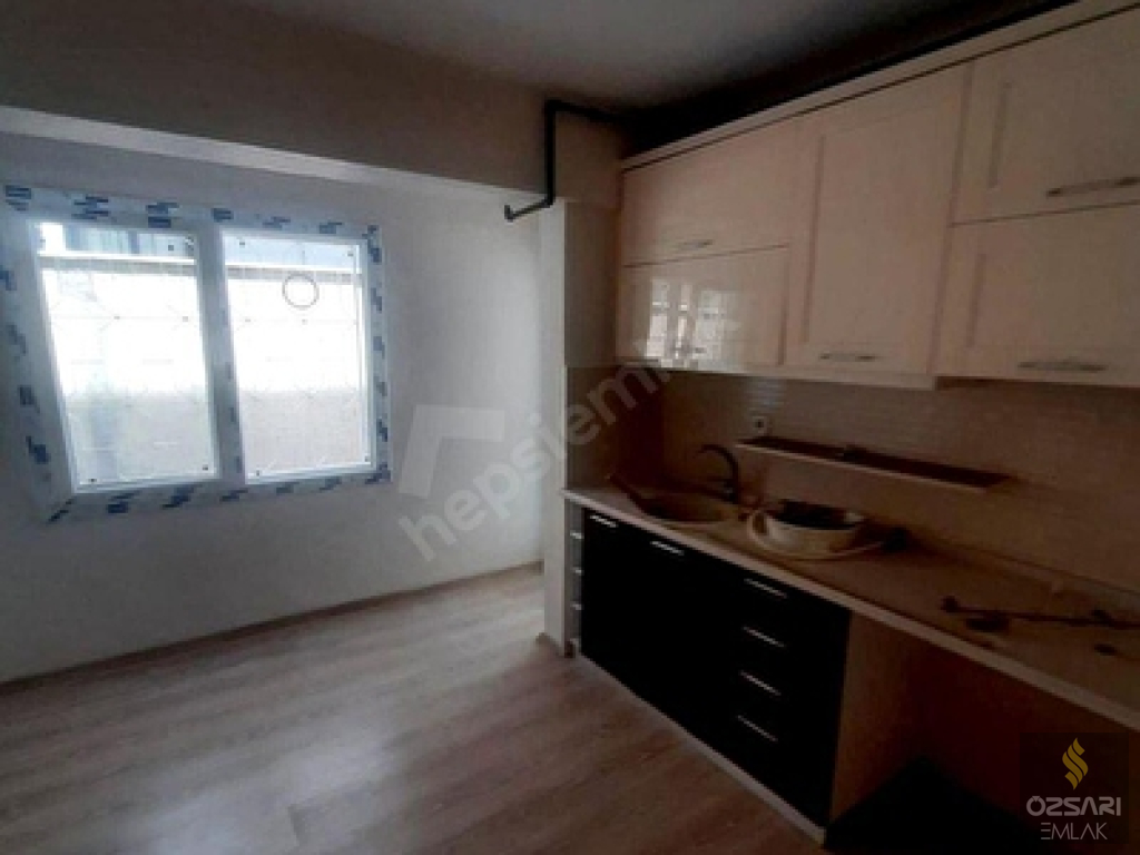 Bornova Atatürk Mah. 3+1 Manzaralı Kiralık Daire