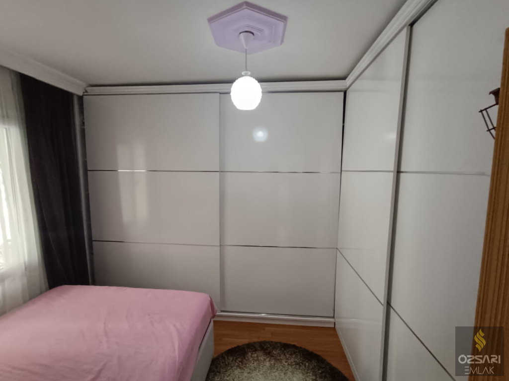 BORNOVA FATİH SULTAN MEHMET CADDESİNDE FULL YAPILI SATILIK DAİRE