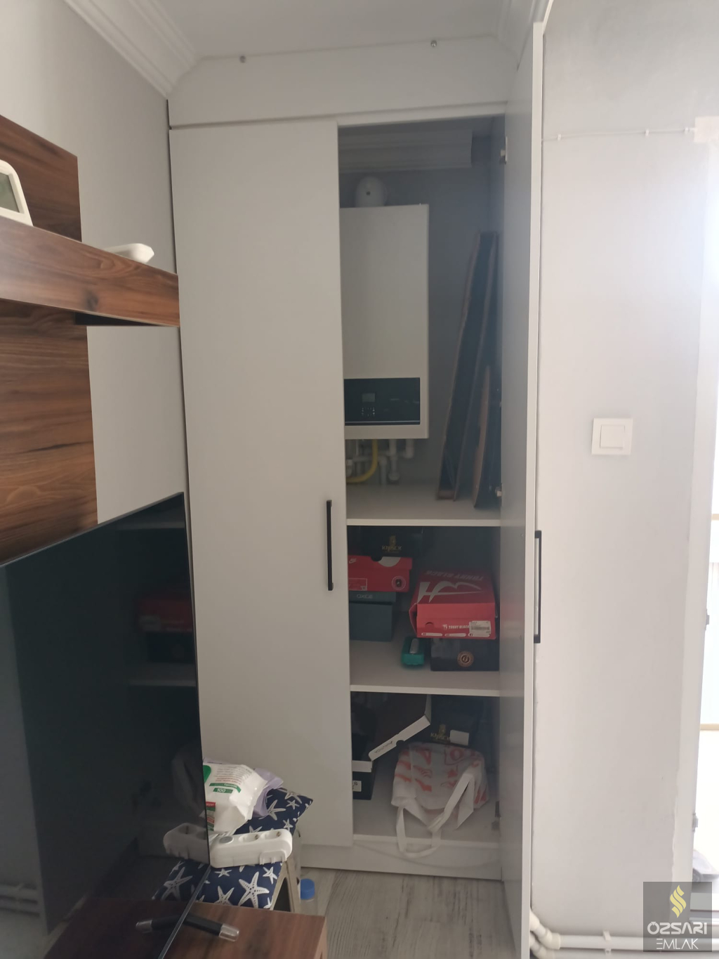 BORNOVA ÇAMDİBİ YILDIRIM BEYAZITTA SATILIK FERAH YAPILI 2+...