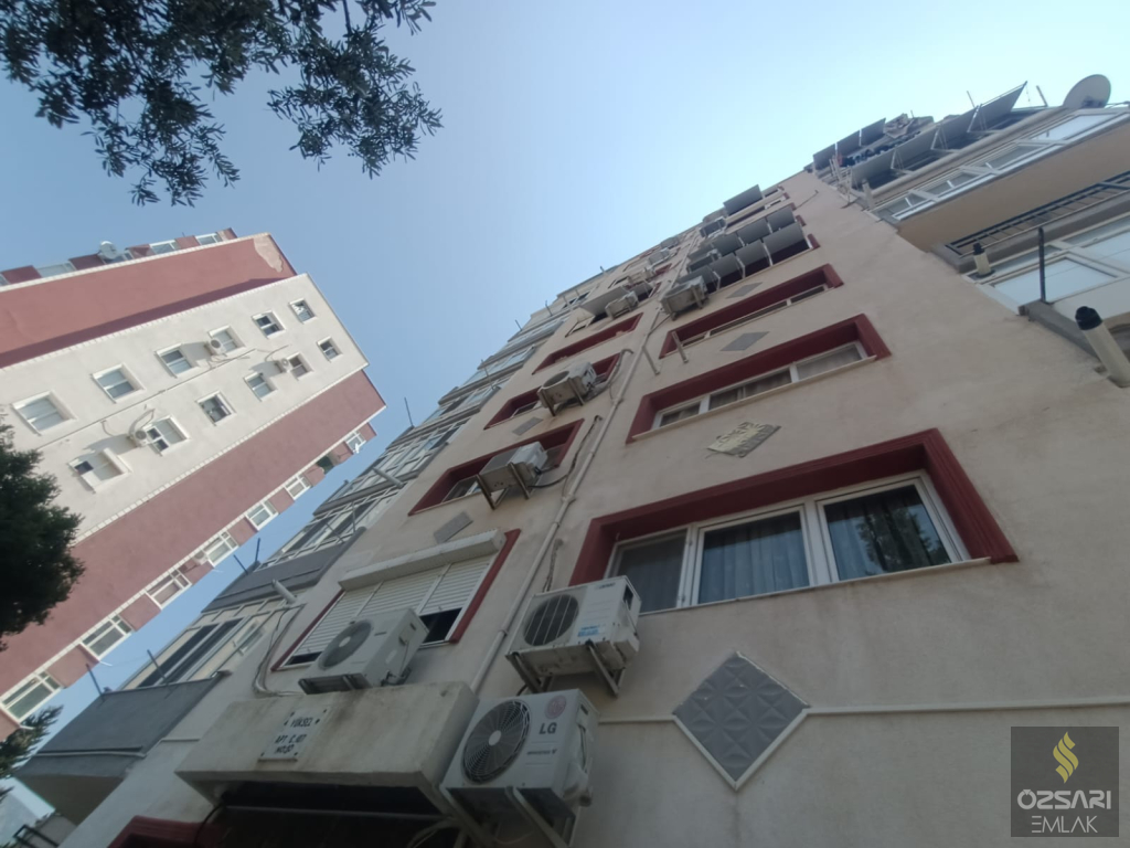 BORNOVA EVKA4 2+1 KAPALI MUTFAK YAPILI SATILIK DAİRE