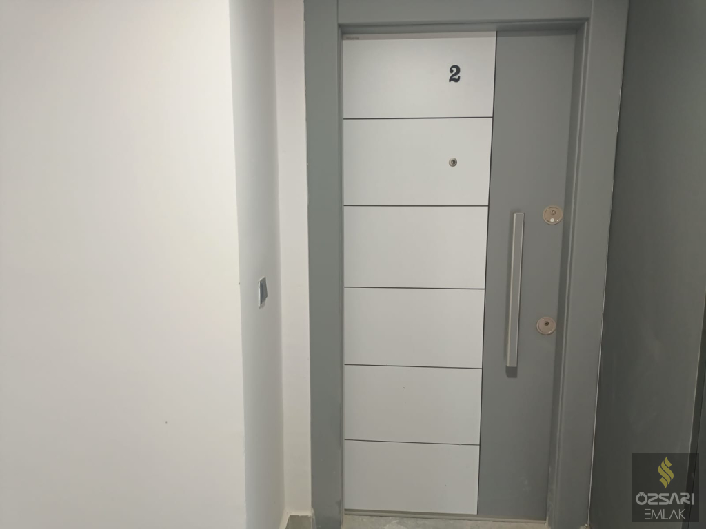 BAYRAKLI\\\'DA YÜZBAŞI HAKKI CADDESİNE YAKIN 3+1 SIFIR DAİRE