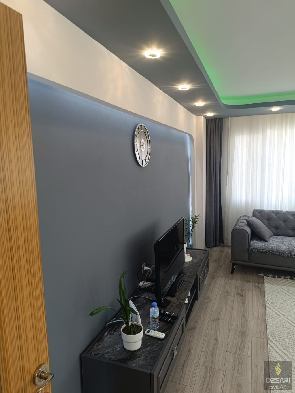 BORNOVA FATİH SULTAN MEHMET CADDESİNDE FULL YAPILI SATILIK DAİRE