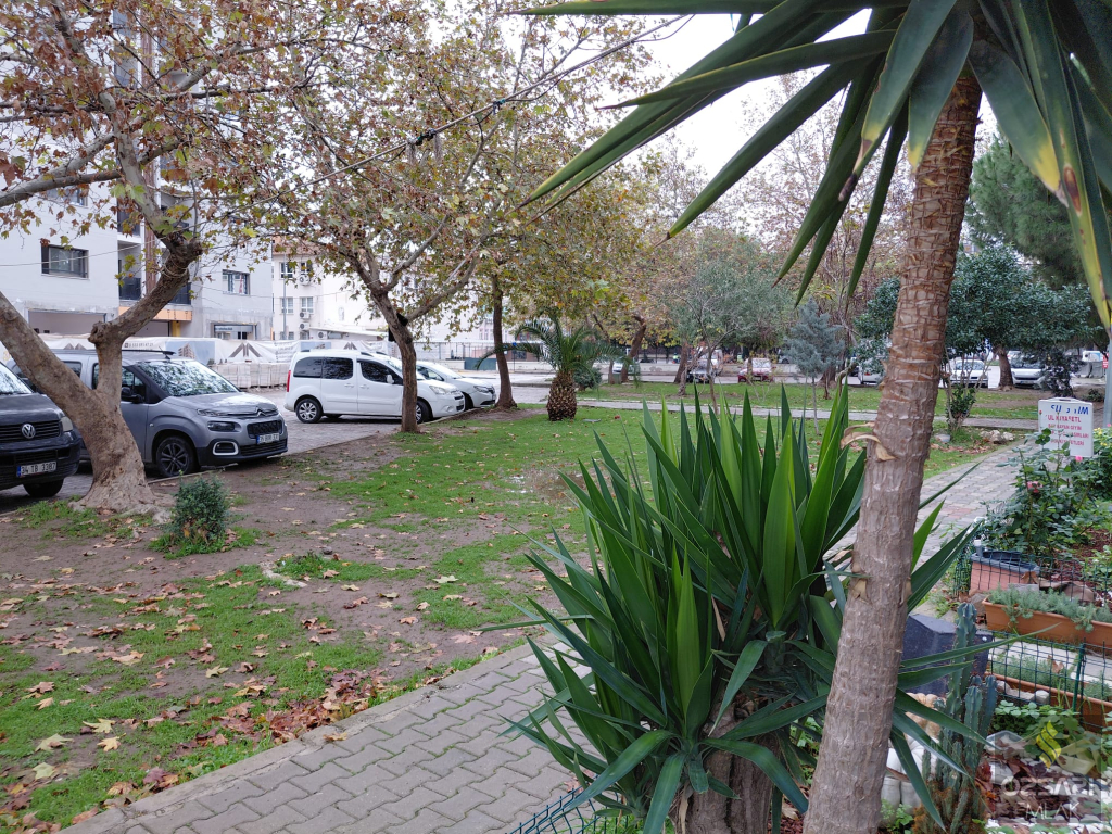 MANAVKUYU ÇAMKIRAN ORTAOKULU KARŞISI SATILIK KUPON DÜKKAN